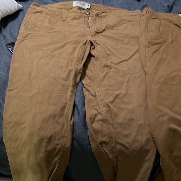 Men’s Mountain Khakis - Picture 2 of 3